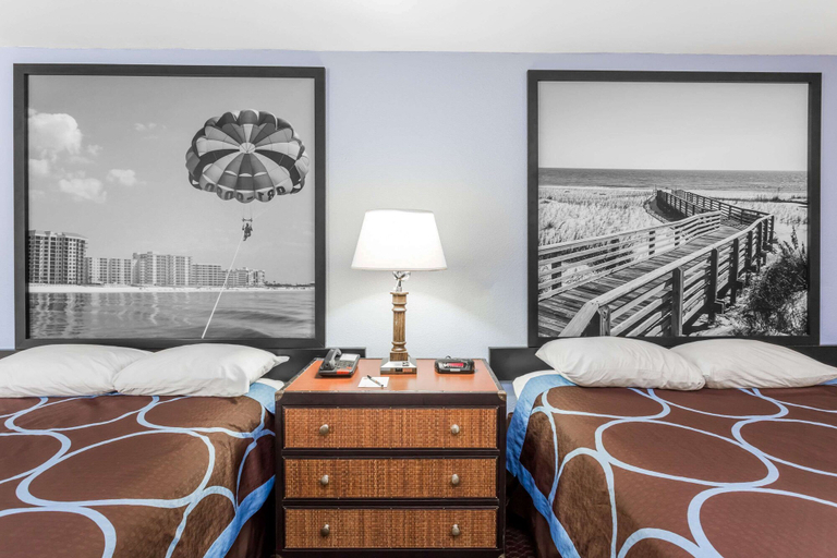 Bedroom 3, Super 8 by Wyndham Foley, Baldwin
