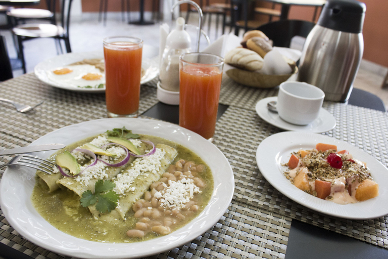 Food & Drinks 5, Estanza Hotel & Suites, Morelia