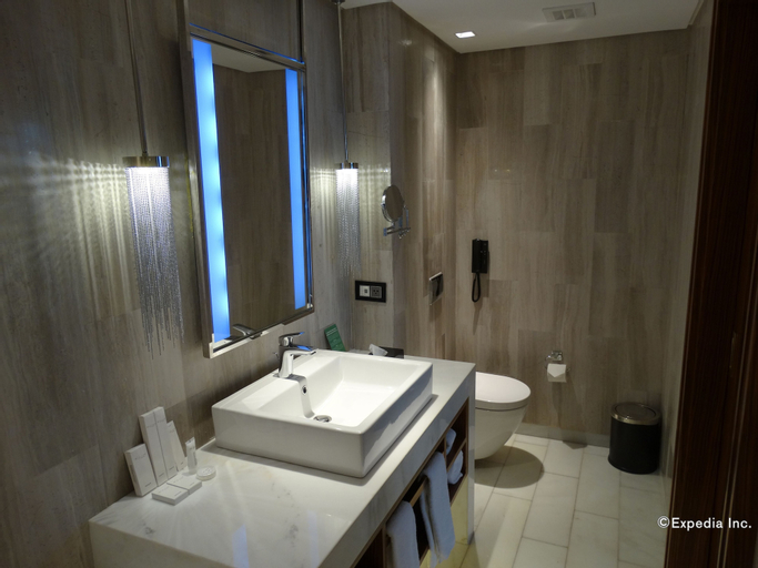 Bedroom 5, Winford Resort & Casino Manila, Manila City