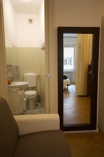 Bedroom 4, Room Verona Ai Duchi, Verona