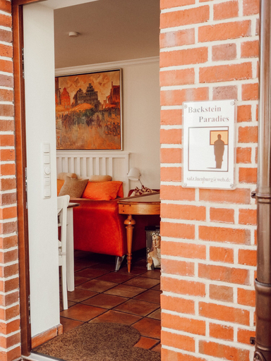Others 4, Backsteinparadies, Lüneburg
