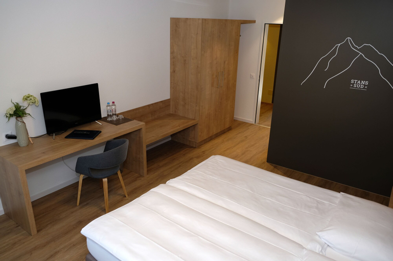 Bedroom 19