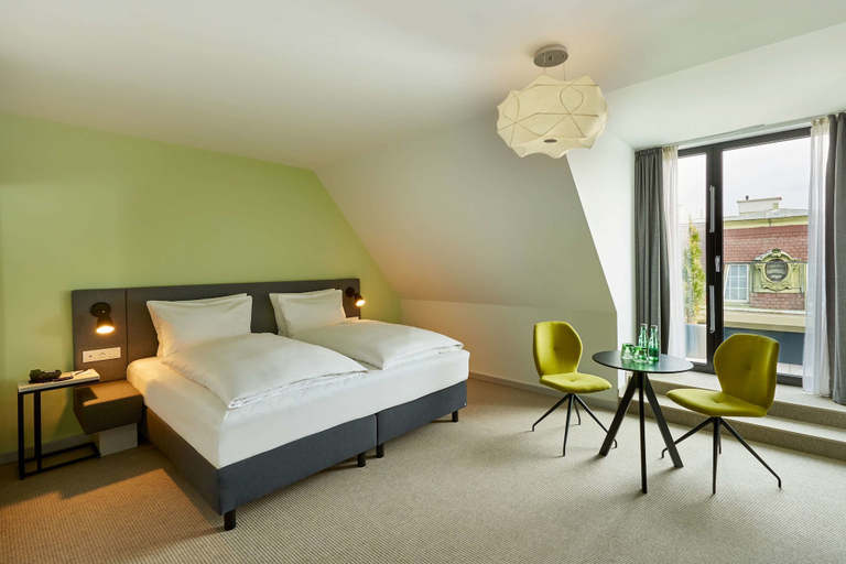 Bedroom 3, H+ Hotel Wien, Wien
