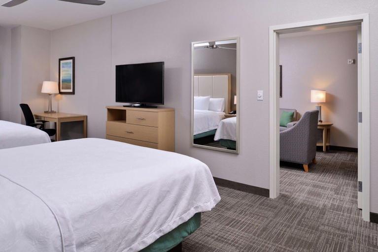 Bedroom 3, Homewood Suites by Hilton Des Moines Airport, Polk