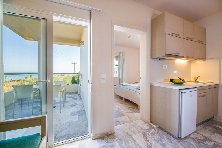 Bathroom 3, Kedrissos Hotel Apartments, Crete