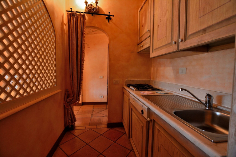 Private kitchen, Cala del Faro 103, Olbia-Tempio