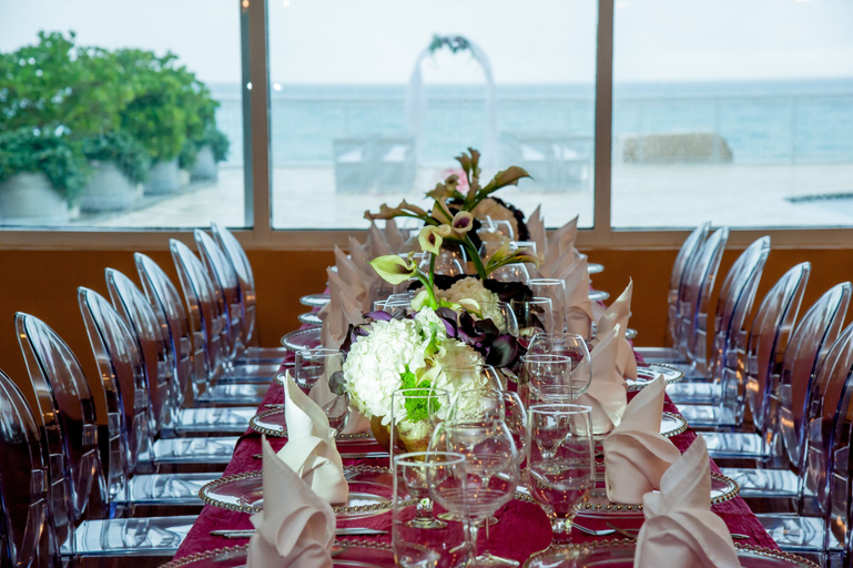 Food & Drinks 5, Ramada Plaza by Wyndham Marco Polo Beach Resort, Miami-Dade