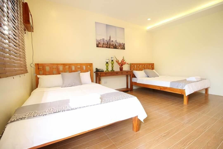 Bedroom 2, A&A Garden Suites, Amadeo