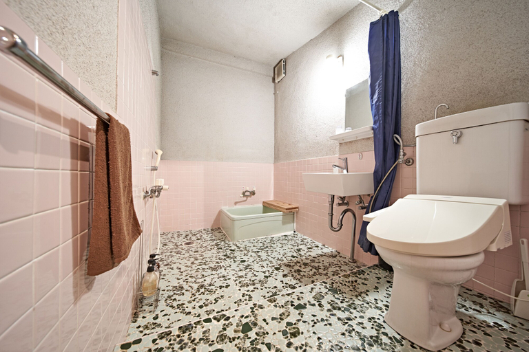 Bathroom 4, Yamada Bessou くつろぎの温泉宿 山田別荘, Beppu