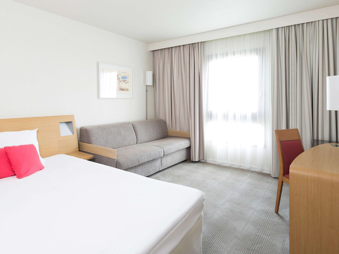 Bedroom 3, Novotel Amboise, Indre-et-Loire