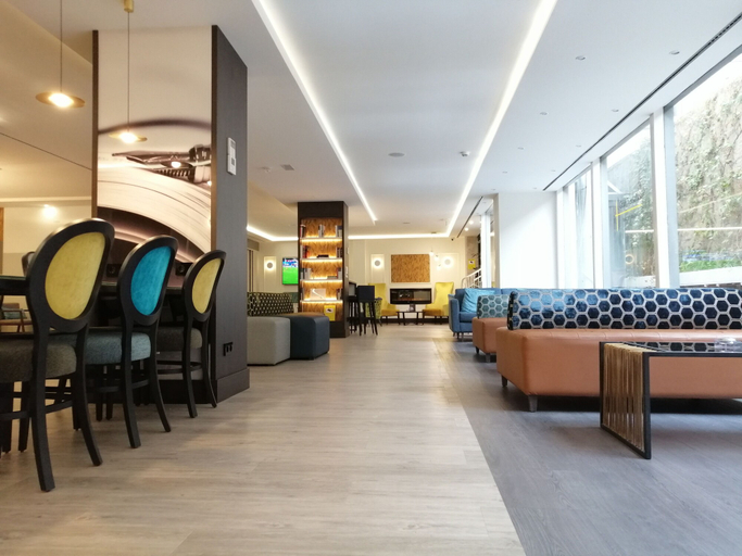 Food & Drinks 5, Hotel Gran Versalles, Madrid