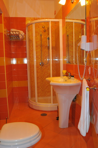 Bathroom 4, Hotel Potenza, Napoli