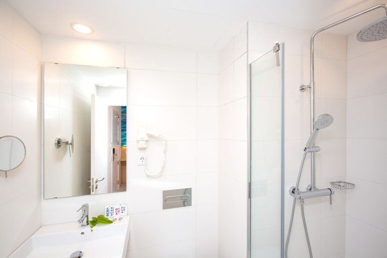 Bathroom 4, Mix Smart, Baleares