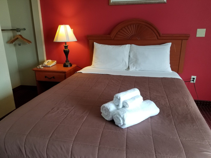 Bedroom 3, Baymont by Wyndham Marianna, Jackson