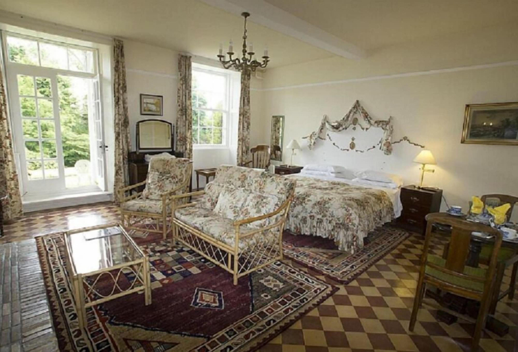 Bedroom 2, Stravithie Castle, Fife