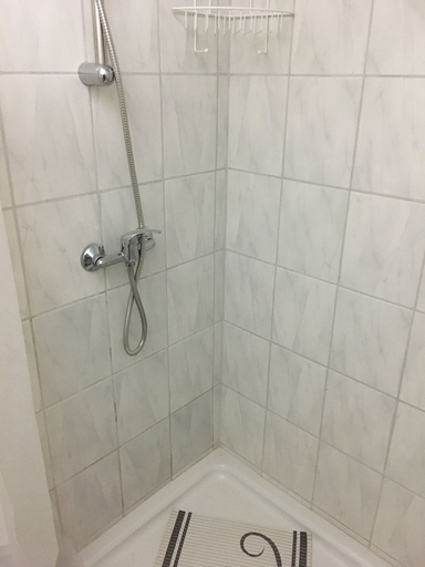 Bathroom 3, Apartments Heine, Wien