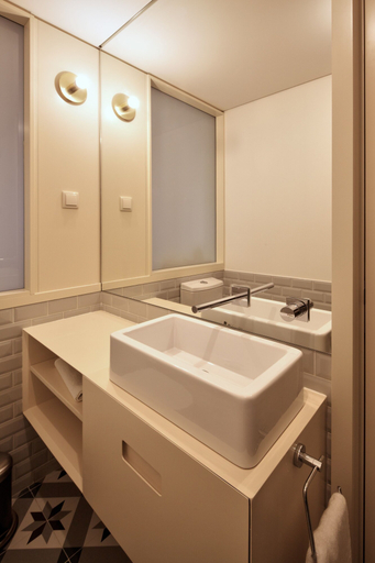 Bathroom 4, Oporto Maison Batalha, Porto
