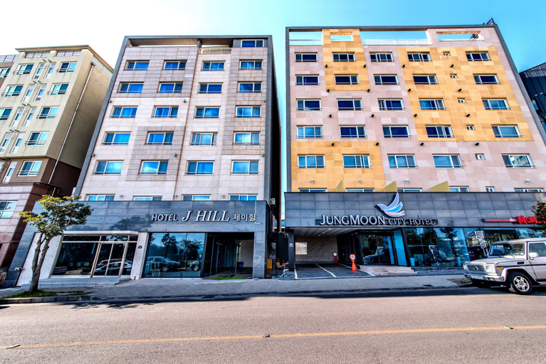 Exterior & Views 2, Jungmoon J Hill & City Hotel, Seogwipo