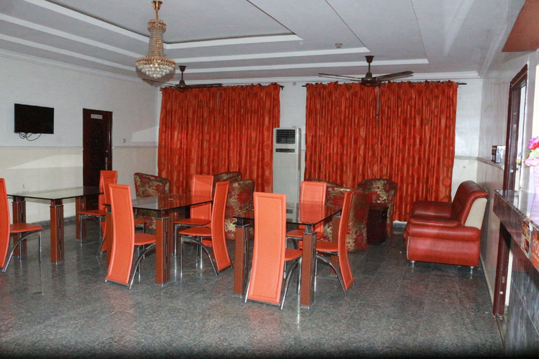 Food & Drinks 5, L & L Executive Hotels and Suites, Uyo