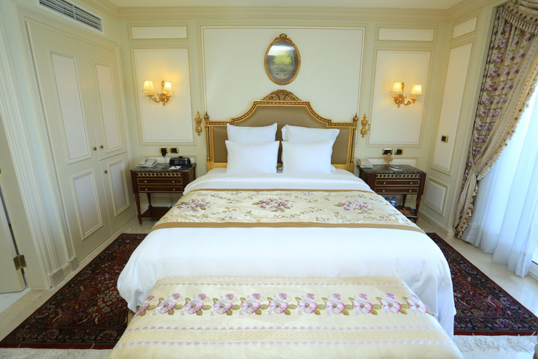 Bedroom 3, Hilton Alexandria Corniche, Al-Muntazah