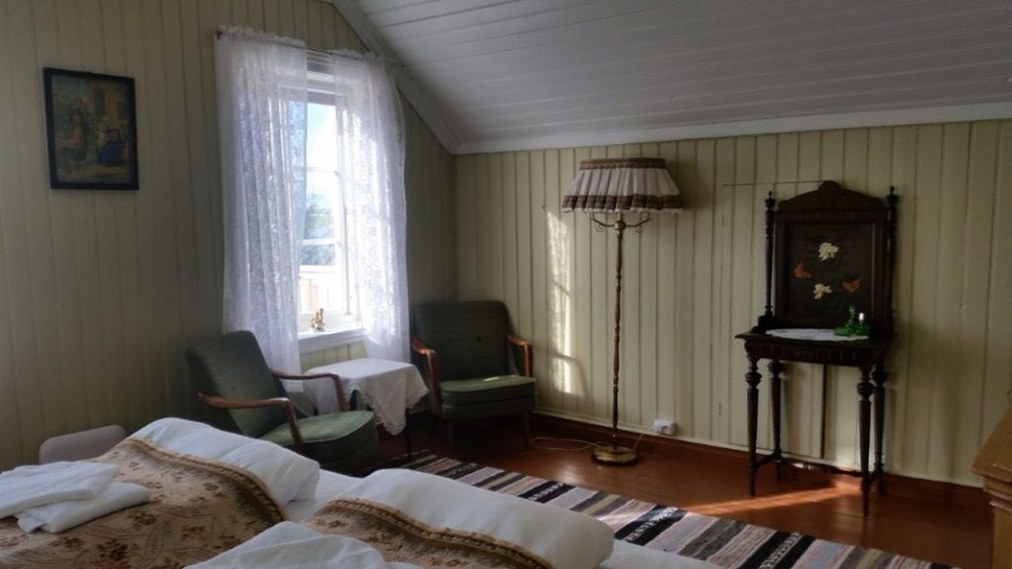 Bedroom 2, Vevelstad Gjestegård, Vevelstad