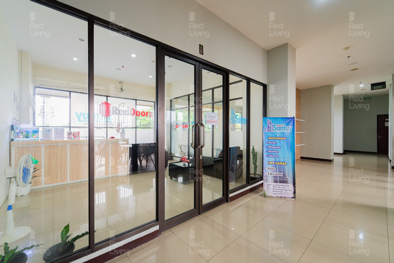 Others, RedLiving Apartemen Tamansari Panoramic - Santuy Agency Lobby P1 9, Bandung