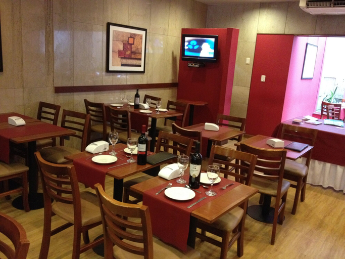 Food & Drinks 5, Hotel Europa, Montevideo