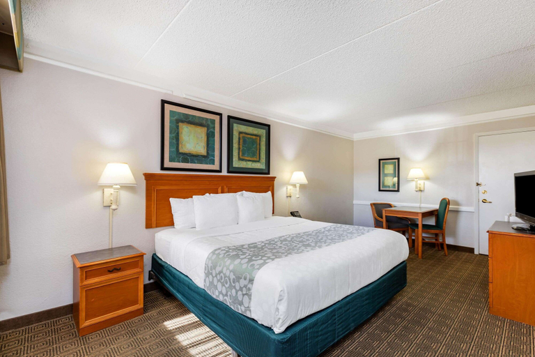 Bedroom 3, La Quinta Inn by Wyndham El Paso West, El Paso