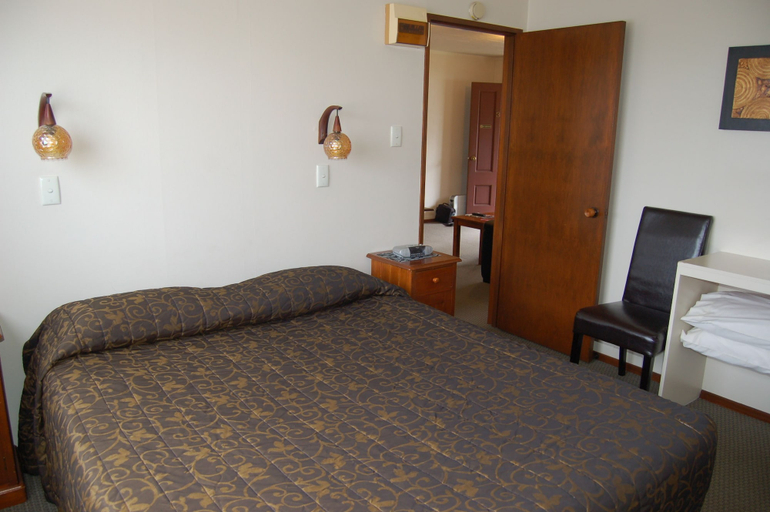 Bedroom 3, Carisbrook Motel, Dunedin