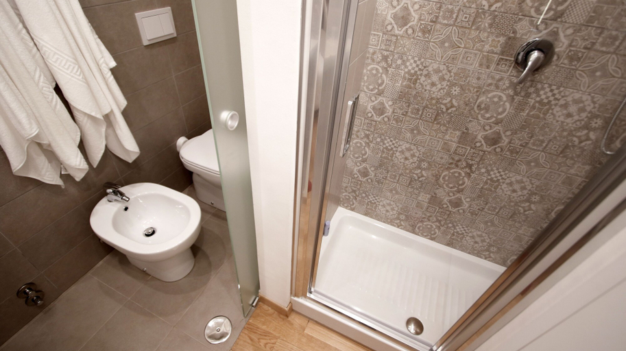 Bathroom 5, Domus Iuliae, Rome