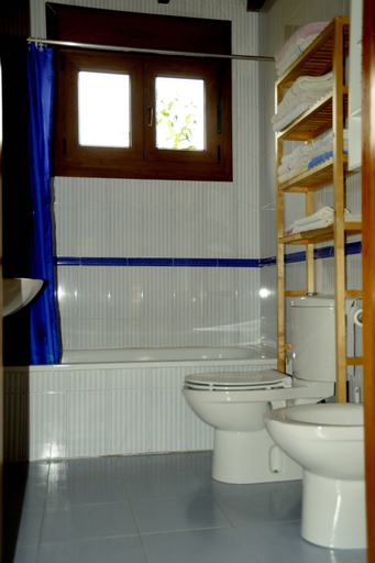 Bathroom, Mirador de Ovio Otero I, Asturias