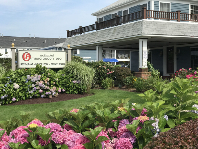 Exterior & Views 2, Riviera Beach Resort, Barnstable