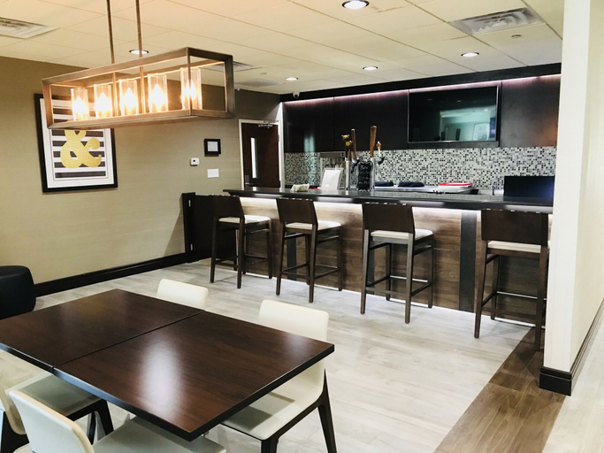 Food & Drinks 1, Spark by Hilton Rock Hill, York