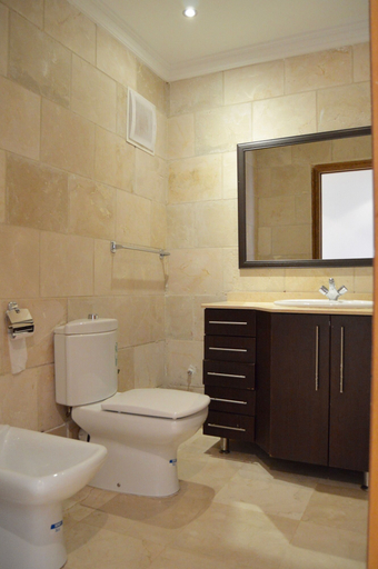Bathroom 4, El Hamra 2, Tanger-Assilah