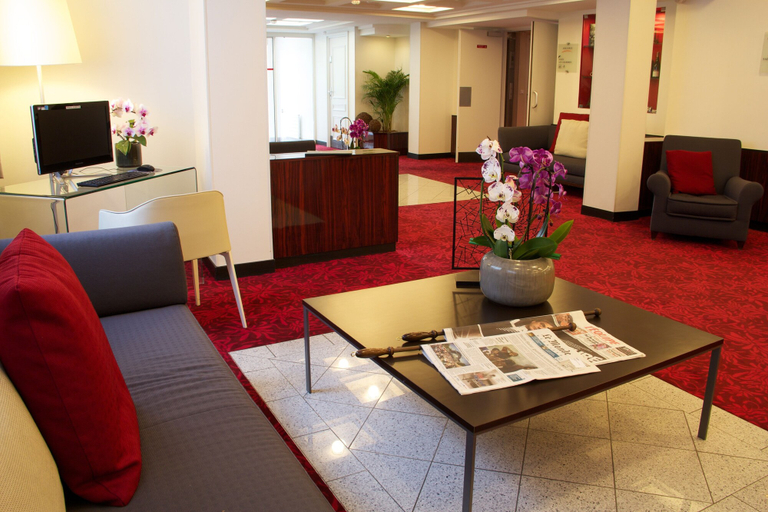 Others 4, Hôtel Le Richemont, Paris