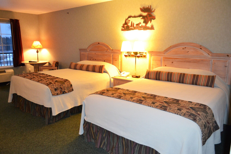 Bedroom 2, Crooked River Lodge, Emmet