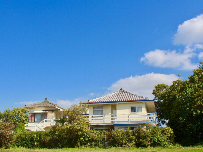 Exterior & Views 2, Shirahama Hotel, Nago