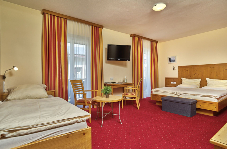 Bedroom 4, Hotel Zum Blauen Hecht, Eichstätt