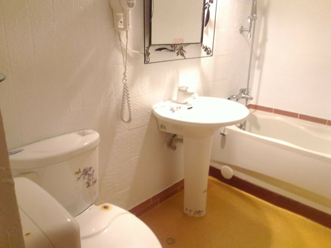 Bathroom 4, Aloha Hotel Keelung, Keelung