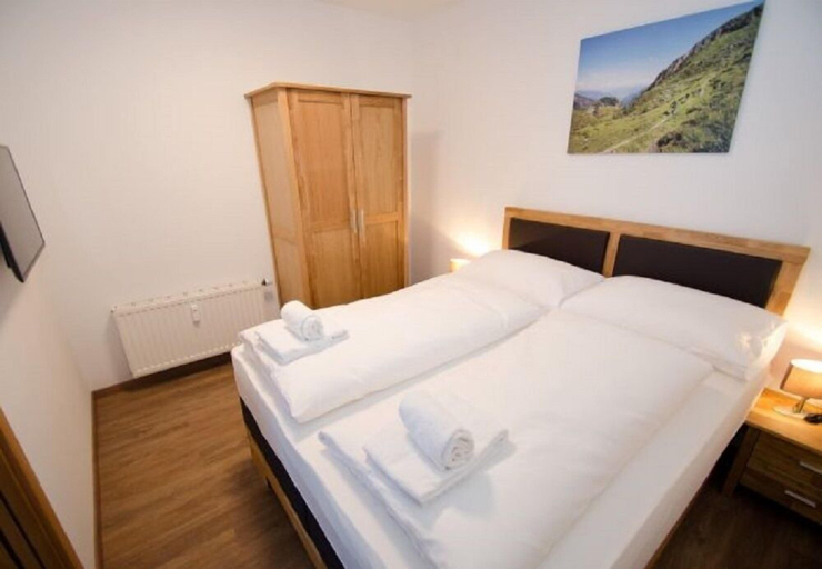 Bedroom 3, Apartment Summer & Winter Fun I, Zell am See