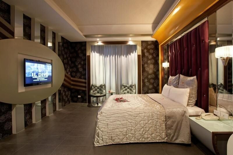 Bedroom 5, Love Star Motel, Taoyuan