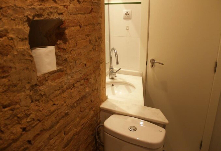 Bathroom 4, Apartamentos Ortiz de Zárate, Valencia