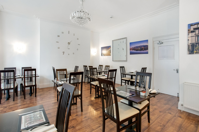 Food & Drinks 5, Trelawney Hotel, Torbay