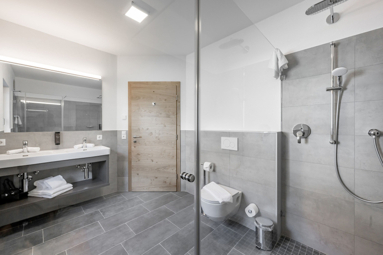 Bathroom 4, AlpenParks Chalet & Apartment Alpina Seefeld, Innsbruck Land