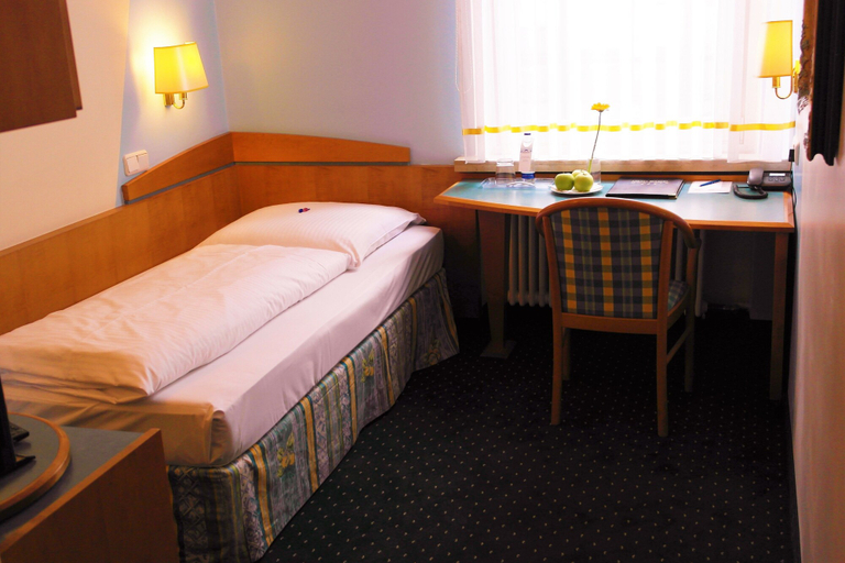 Bedroom 4, Hotel Daniel, München