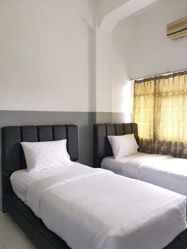 Bedroom 8
