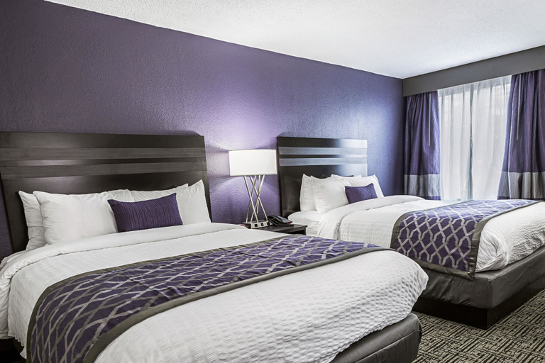 Clarion Inn and Suites near Downtown - Harga Diskon + Promo Hotel 2024