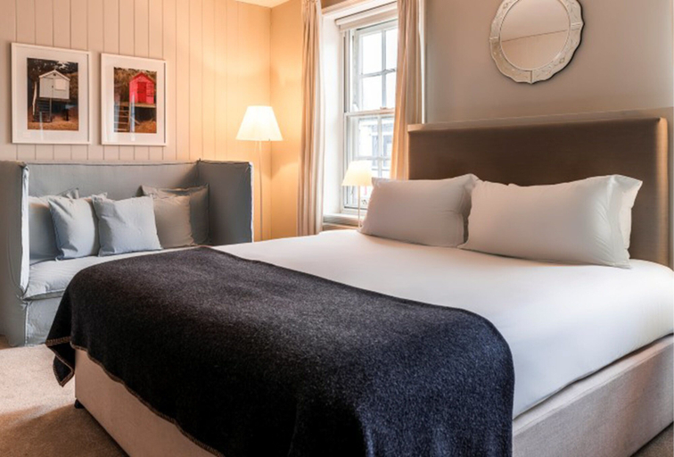 Bedroom 1, The Crown hotel, Suffolk