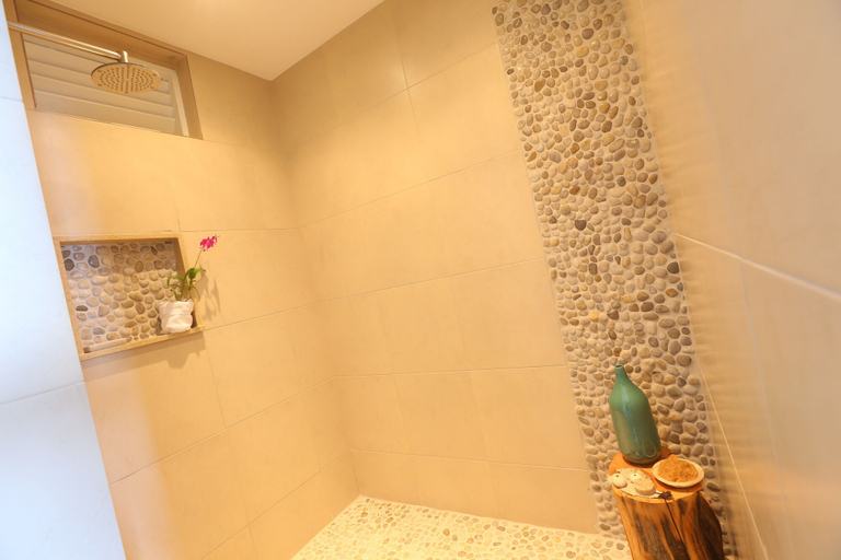 Bathroom 4, Xhale Luxury Villa