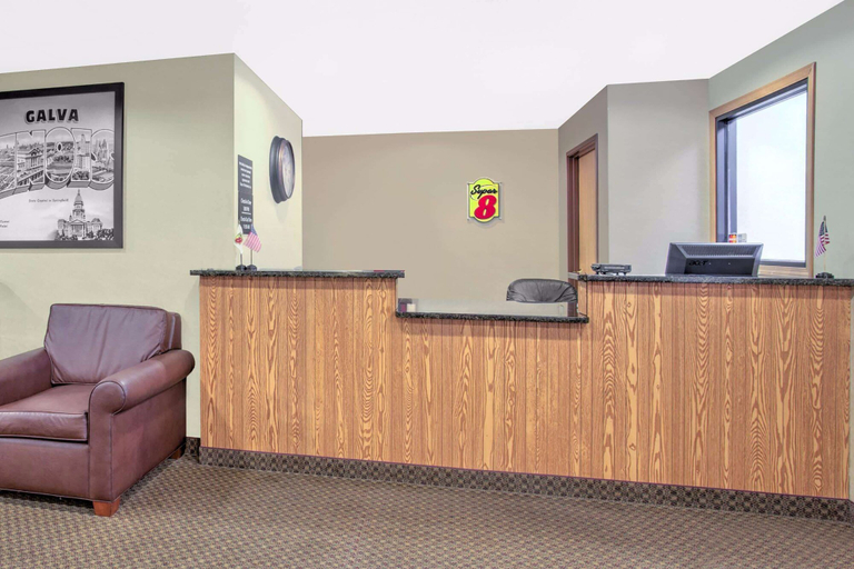 Others 5, Super 8 by Wyndham Galva, Henry